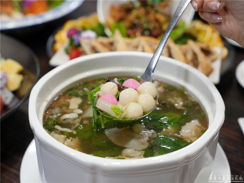 【苗栗後龍美食】『范頭家新港宴會廳』高鐵苗栗站旁超人氣客家餐廳！後龍一日遊必吃美食推薦！ @傻蛋夫妻生活札記