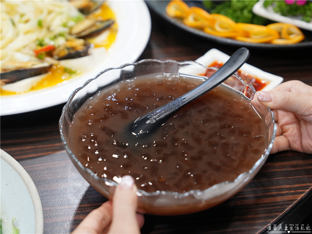 【苗栗後龍美食】『范頭家新港宴會廳』高鐵苗栗站旁超人氣客家餐廳！後龍一日遊必吃美食推薦！ @傻蛋夫妻生活札記