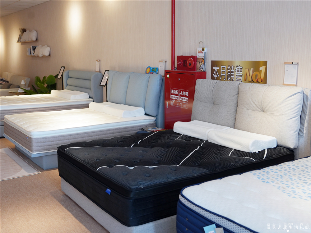 【台中西屯】『半日眠RÊVEs』小坪數空間救星!兼具美感與機能的沙發床專賣店~超質感MIT沙發線下體驗館! @傻蛋夫妻生活札記 【台中西屯】『半日眠RÊVEs』小坪數空間救星!兼具美感與機能的沙發床專賣店~超質感MIT沙發線下體驗館! @傻蛋夫妻生活札記