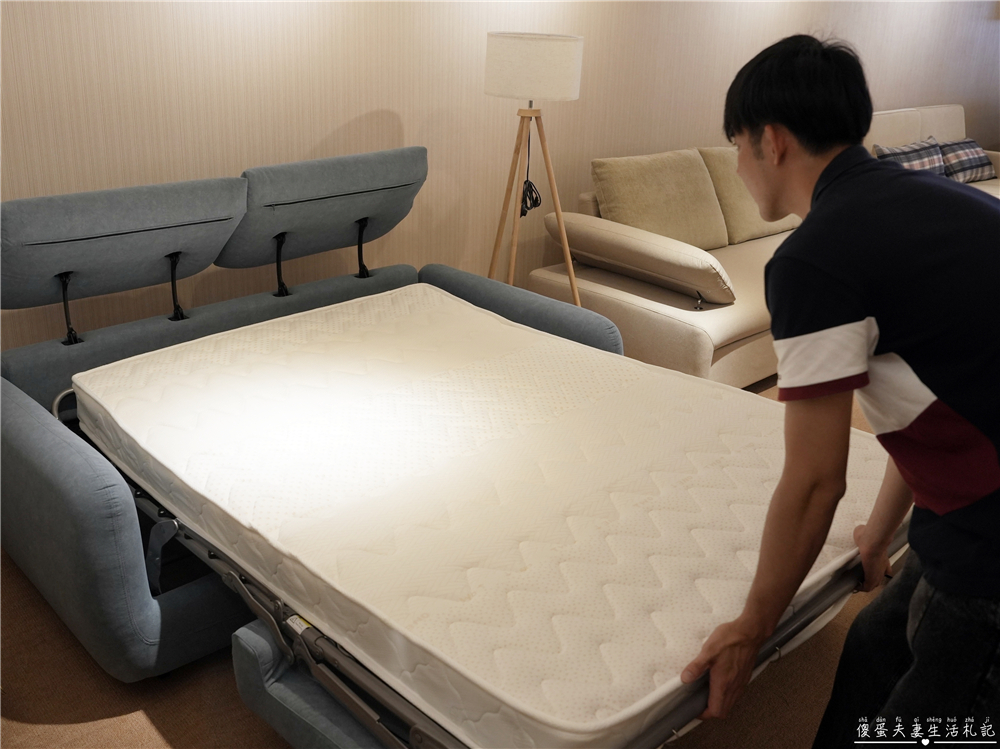 【台中西屯】『半日眠R&Ecirc;VEs』小坪數空間救星！兼具美感與機能的沙發床專賣店~超質感MIT沙發線下體驗館！ @傻蛋夫妻生活札記
