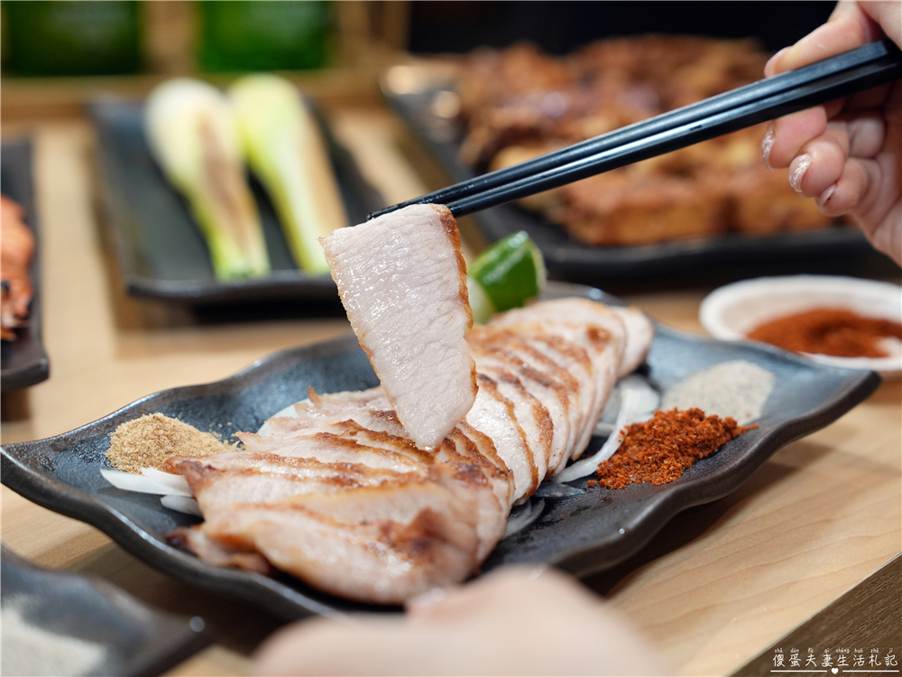 【苗栗竹南美食】『烤滿氛』熱炒、串烤一次滿足！下班聚餐宵夜新選擇！ @傻蛋夫妻生活札記