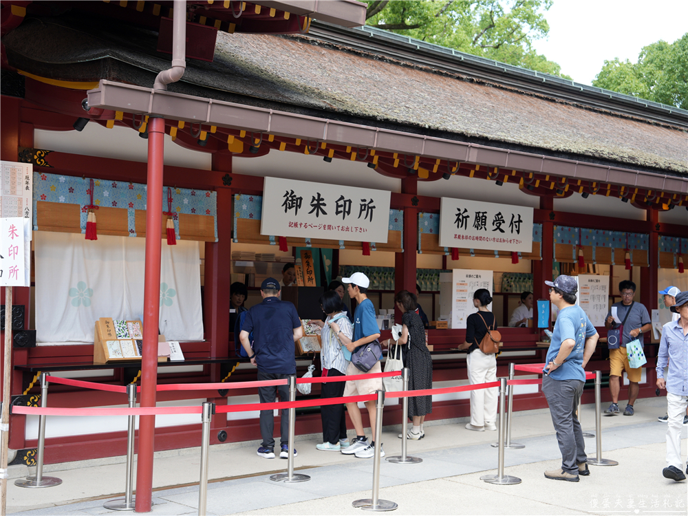 【日本福岡景點】『太宰府天滿宮』一路吃進天滿宮！表參道美食、御神牛與水占卜一次收集！ @傻蛋夫妻生活札記