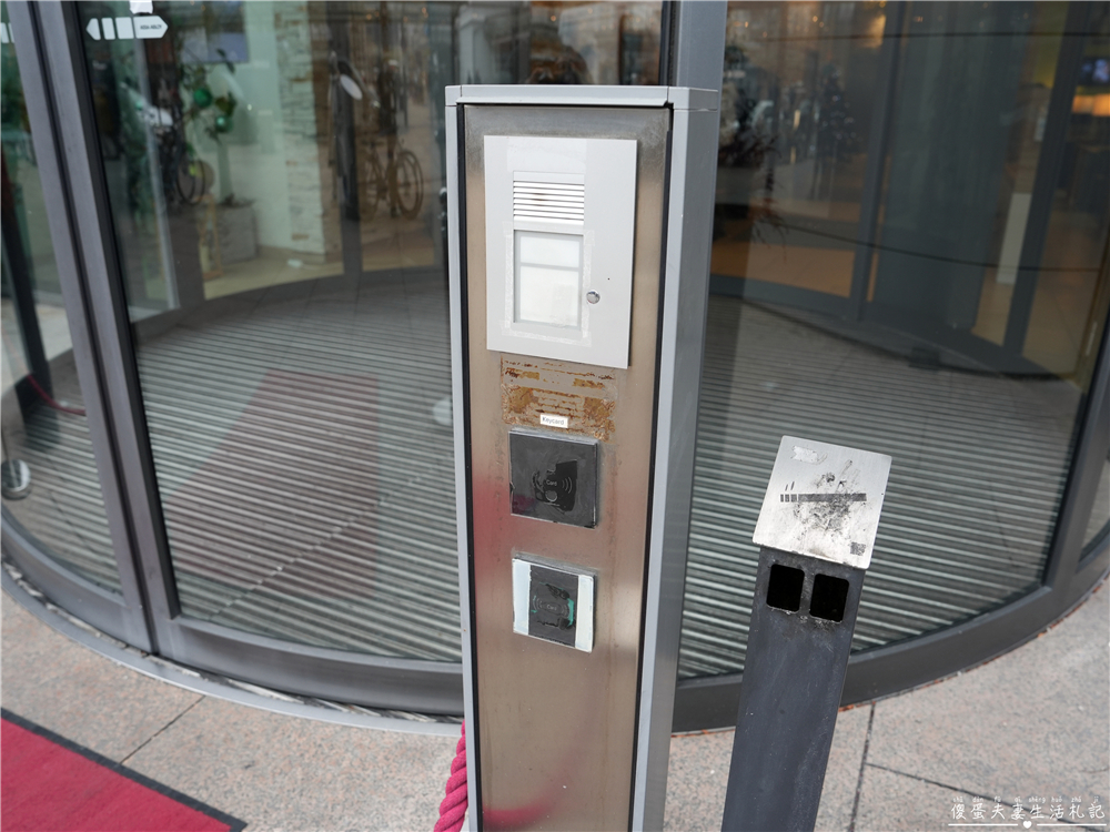 【奧地利薩爾茲堡住宿】『H+ Hotel Salzburg』開箱！薩爾茲堡中央車站旁，交通便利、生活機能超方便，高CP值四星級住宿~ @傻蛋夫妻生活札記