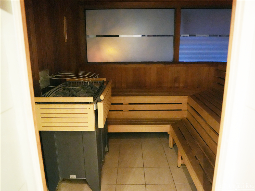 【奧地利薩爾茲堡住宿】『H+ Hotel Salzburg』開箱！薩爾茲堡中央車站旁，交通便利、生活機能超方便，高CP值四星級住宿~ @傻蛋夫妻生活札記