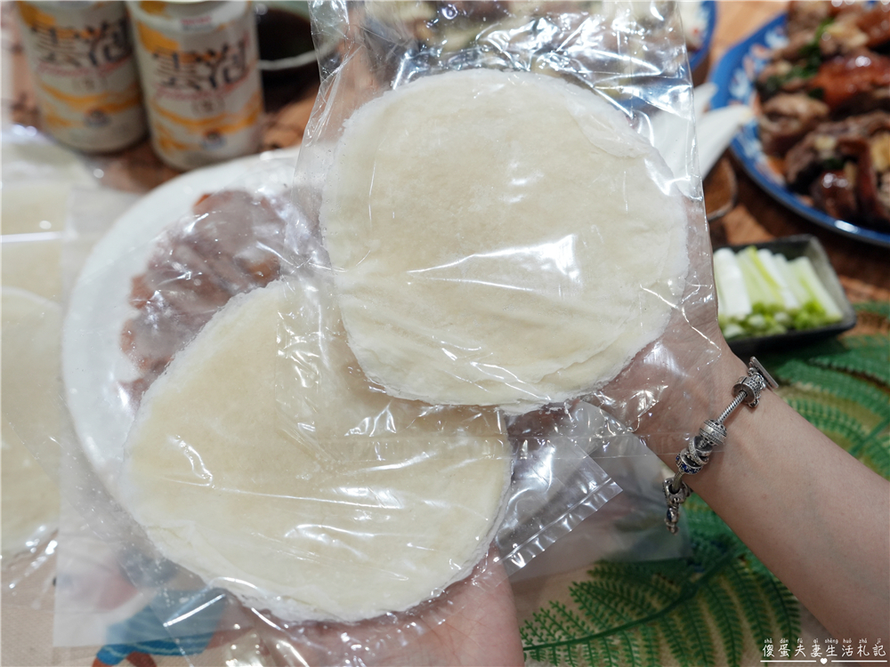 【桃園平鎮美食】『鼎泰香台式烤鴨』份量十足一鴨二吃！鮮嫩多汁的平鎮超人氣烤鴨！ @傻蛋夫妻生活札記