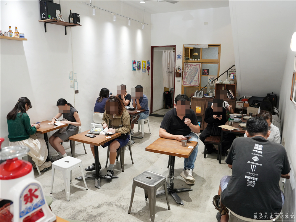 【台中北屯美食】『老喬冰菓室』北屯超人氣冰店！季節限定芒果雪花冰~雪花冰控必收藏！ @傻蛋夫妻生活札記