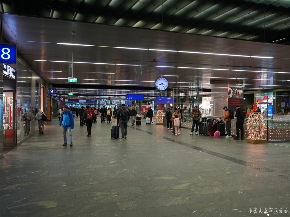 【奧地利維也納住宿】『維也納中央車站諾富特酒店 / Novotel Wien Hauptbahnhof』中央車站正對面!四星級住宿推薦,交通便利、高CP值自由行首選! @傻蛋夫妻生活札記 【奧地利維也納住宿】『維也納中央車站諾富特酒店 / Novotel Wien Hauptbahnhof』中央車站正對面!四星級住宿推薦,交通便利、高CP值自由行首選! @傻蛋夫妻生活札記