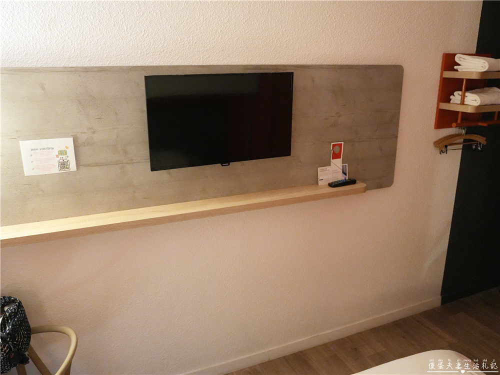 【法國史特拉斯堡住宿】『史特拉斯堡中央車站宜必思快捷酒店 / ibis budget Strasbourg Centre Gare』史特拉斯堡中央車站正對面！交通超方便的三人房住宿開箱~~ @傻蛋夫妻生活札記