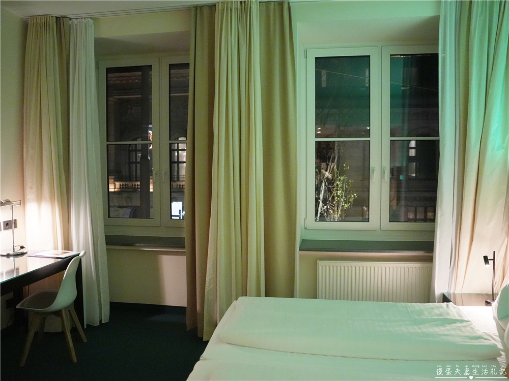 【德國慕尼黑住宿】『慕尼黑市弗萊明斯酒店 / Flemings Hotel M&uuml;nchen-City』中央車站過馬路就到！搭火車超方便，舊城區步行可達~ @傻蛋夫妻生活札記