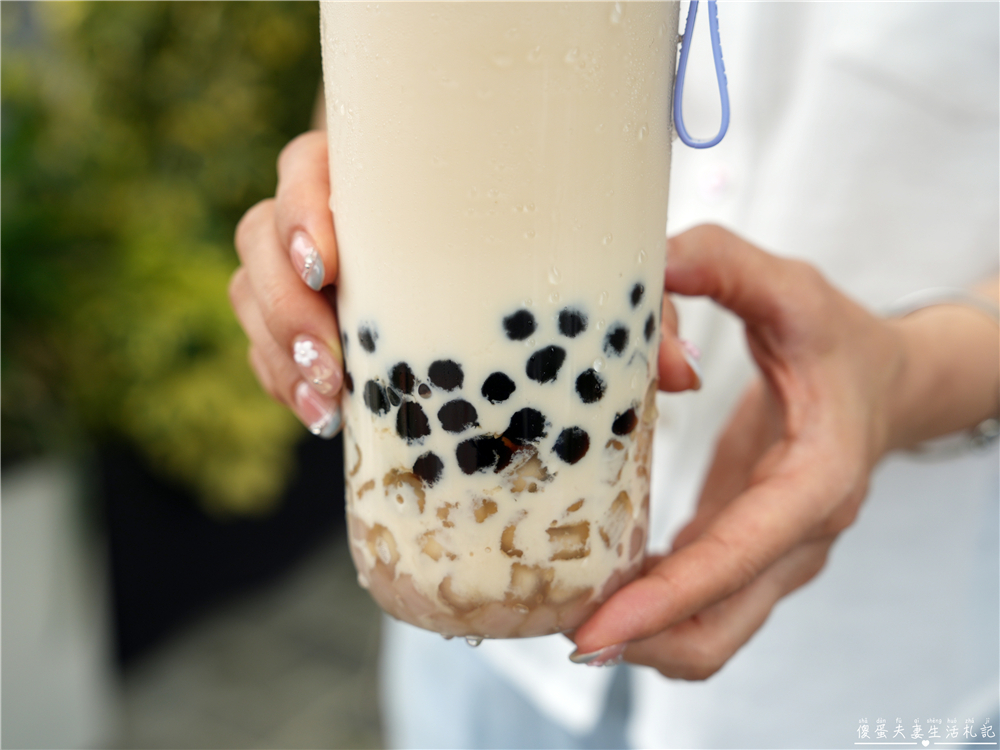 【苗栗竹南美食】『尬癮茶-竹南店』創意咀嚼系飲品！還有特別的&ldquo;拉麵&rdquo;飲料~~ @傻蛋夫妻生活札記