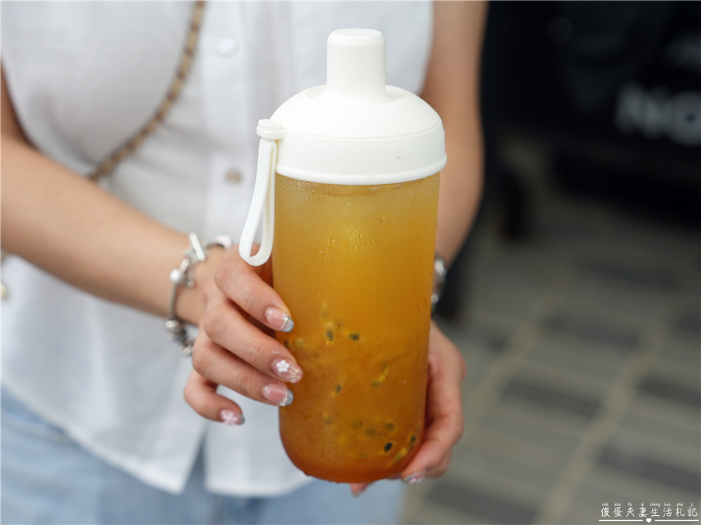 【苗栗竹南美食】『尬癮茶-竹南店』創意咀嚼系飲品！還有特別的&ldquo;拉麵&rdquo;飲料~~ @傻蛋夫妻生活札記