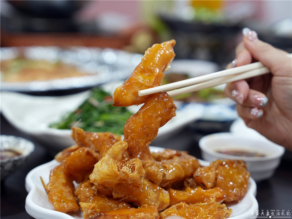 【苗栗頭份美食】『青記熱炒店』頭份聚餐好選擇！滿桌熱炒、包廂一次滿足~ @傻蛋夫妻生活札記