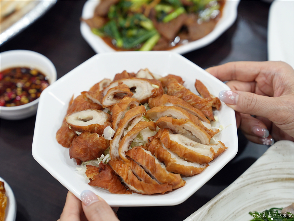 【苗栗頭份美食】『青記熱炒店』頭份聚餐好選擇！滿桌熱炒、包廂一次滿足~ @傻蛋夫妻生活札記