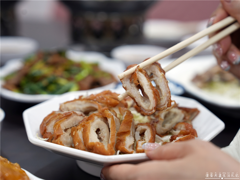【苗栗頭份美食】『青記熱炒店』頭份聚餐好選擇！滿桌熱炒、包廂一次滿足~ @傻蛋夫妻生活札記
