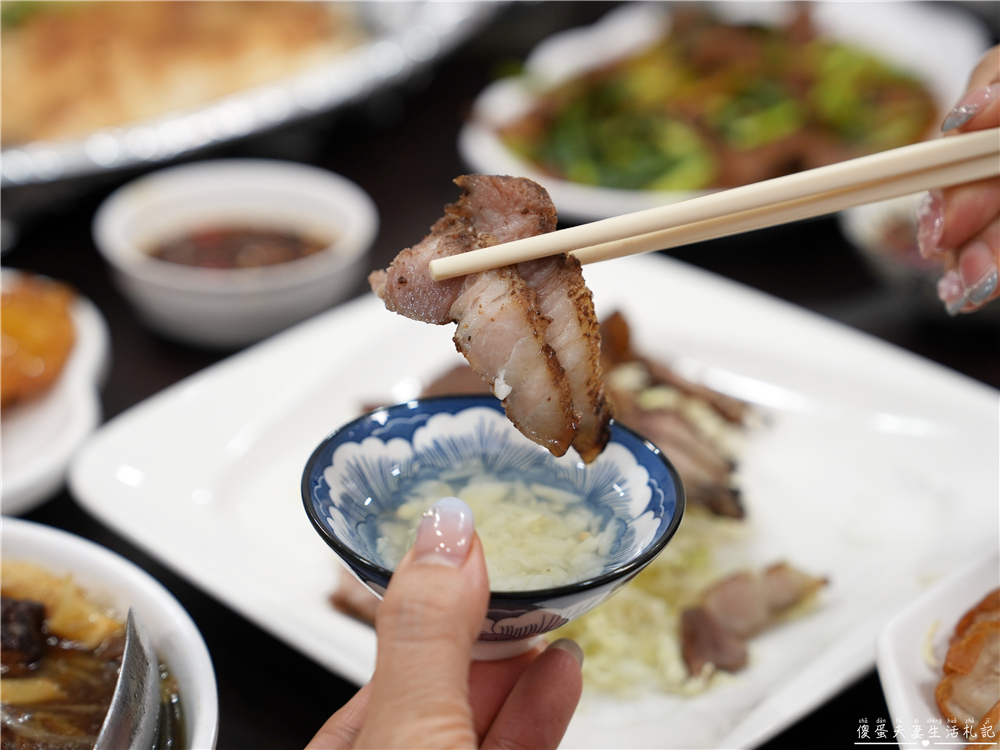 【苗栗頭份美食】『青記熱炒店』頭份聚餐好選擇！滿桌熱炒、包廂一次滿足~ @傻蛋夫妻生活札記