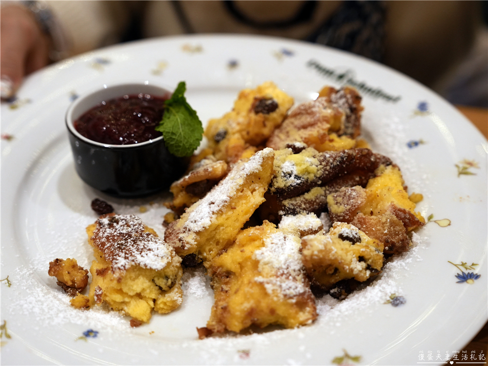 【奧地利維也納美食】『Dom Schnitzel』維也納高人氣炸排店！炸排、沙河蛋糕、皇帝煎餅都是招牌~ @傻蛋夫妻生活札記