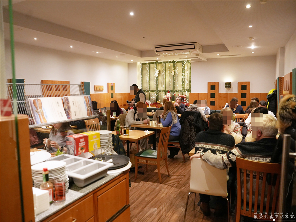 【奧地利維也納美食】『Dom Schnitzel』維也納高人氣炸排店！炸排、沙河蛋糕、皇帝煎餅都是招牌~ @傻蛋夫妻生活札記