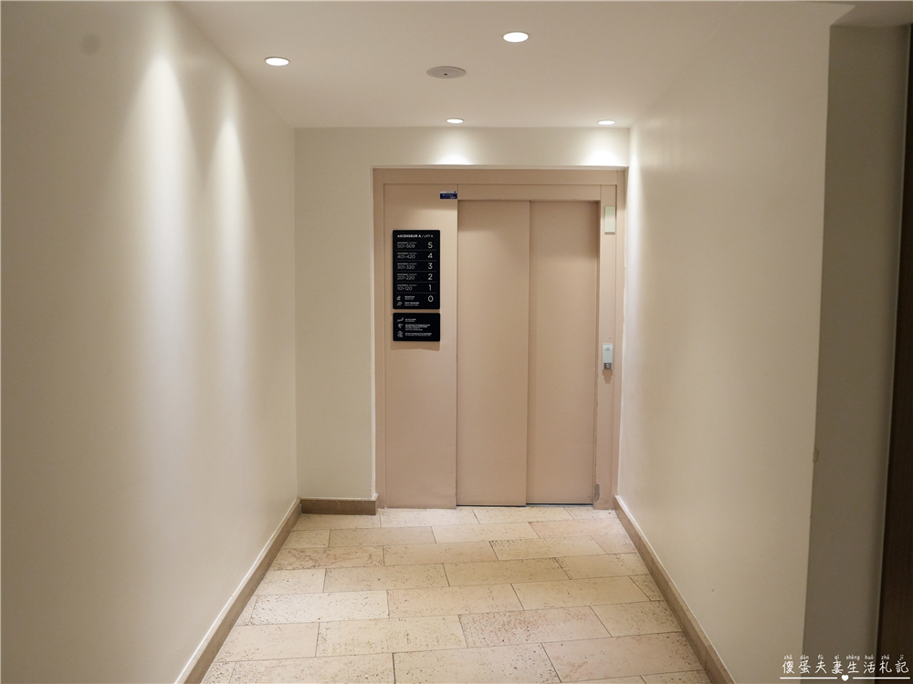【法國巴黎住宿】『巴黎歌劇院阿德吉奧公寓酒店 / Aparthotel Adagio Paris Op&eacute;ra』歌劇院旁高CP值公寓式飯店！逛街方便、房間寬敞還有簡易廚房及浴缸~ @傻蛋夫妻生活札記