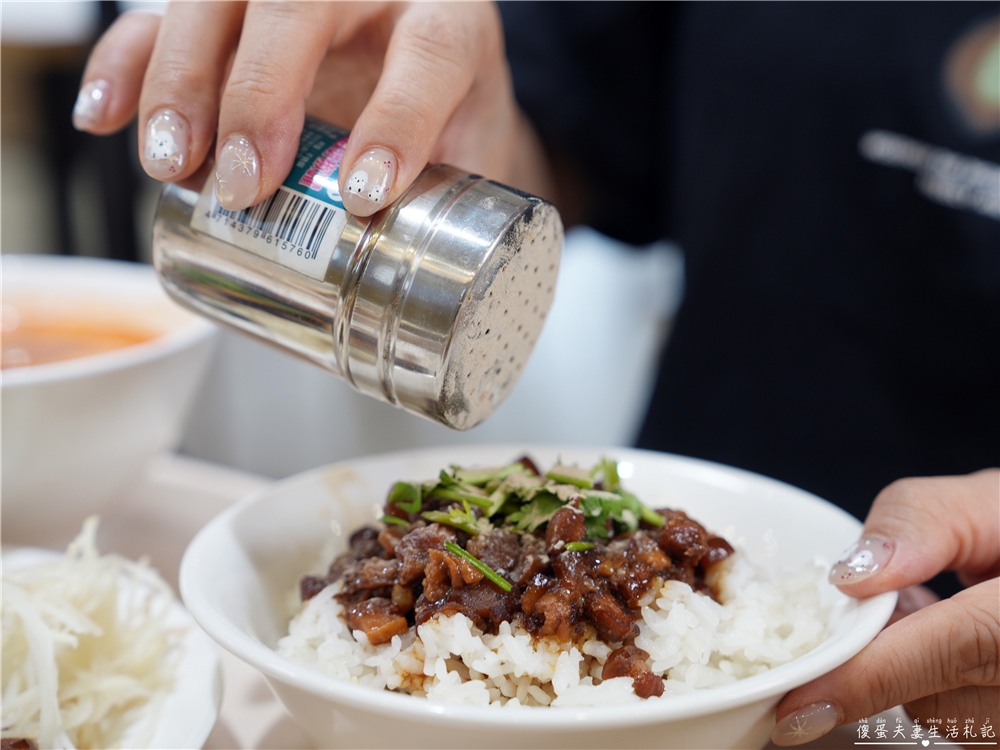 【苗栗市美食】『蔣好的味道 台式經典粥｜麵舖-苗栗府前店』文青風台式小吃！粥品、麵食、滷味一次吃~~ @傻蛋夫妻生活札記