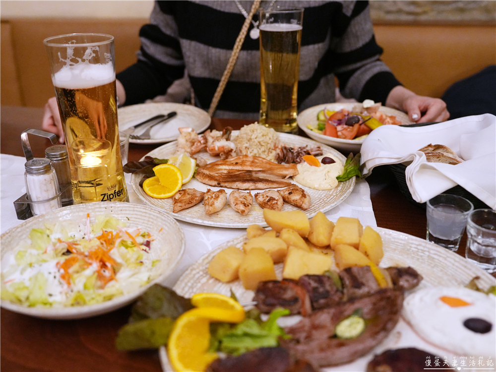 【奧地利薩爾茲堡美食】『Restaurant IRODION』烤肉、海鮮一次滿足!超人氣希臘料理餐廳~~ @傻蛋夫妻生活札記 【奧地利薩爾茲堡美食】『Restaurant IRODION』烤肉、海鮮一次滿足!超人氣希臘料理餐廳~~ @傻蛋夫妻生活札記