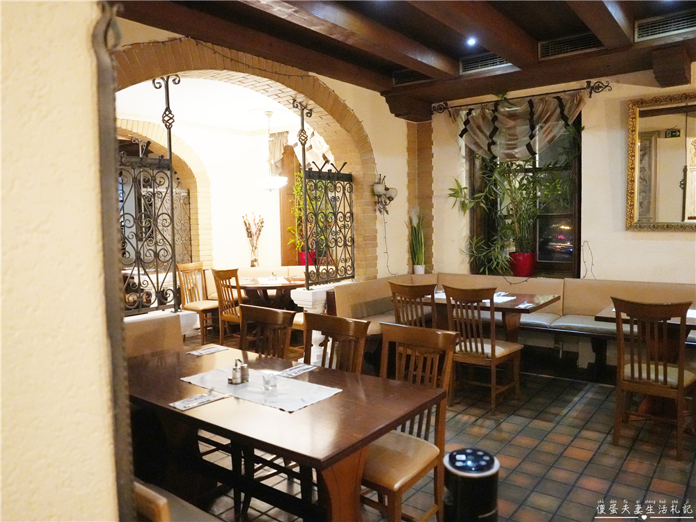 【奧地利薩爾茲堡美食】『Restaurant IRODION』烤肉、海鮮一次滿足!超人氣希臘料理餐廳~~ @傻蛋夫妻生活札記 【奧地利薩爾茲堡美食】『Restaurant IRODION』烤肉、海鮮一次滿足!超人氣希臘料理餐廳~~ @傻蛋夫妻生活札記