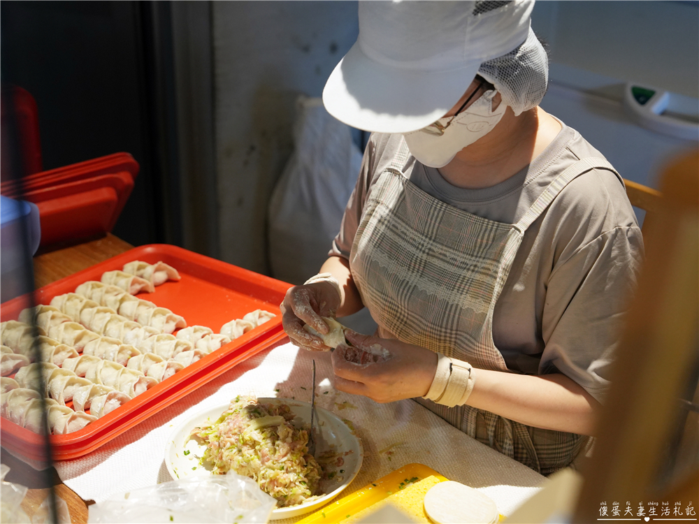【苗栗頭份美食】『麵容餃好-頭份店』超美文青老宅風小吃！國宴客家乾板條、嫩煎古早味排骨湯麵、古早味肉燥飯通通都是招牌~ @傻蛋夫妻生活札記