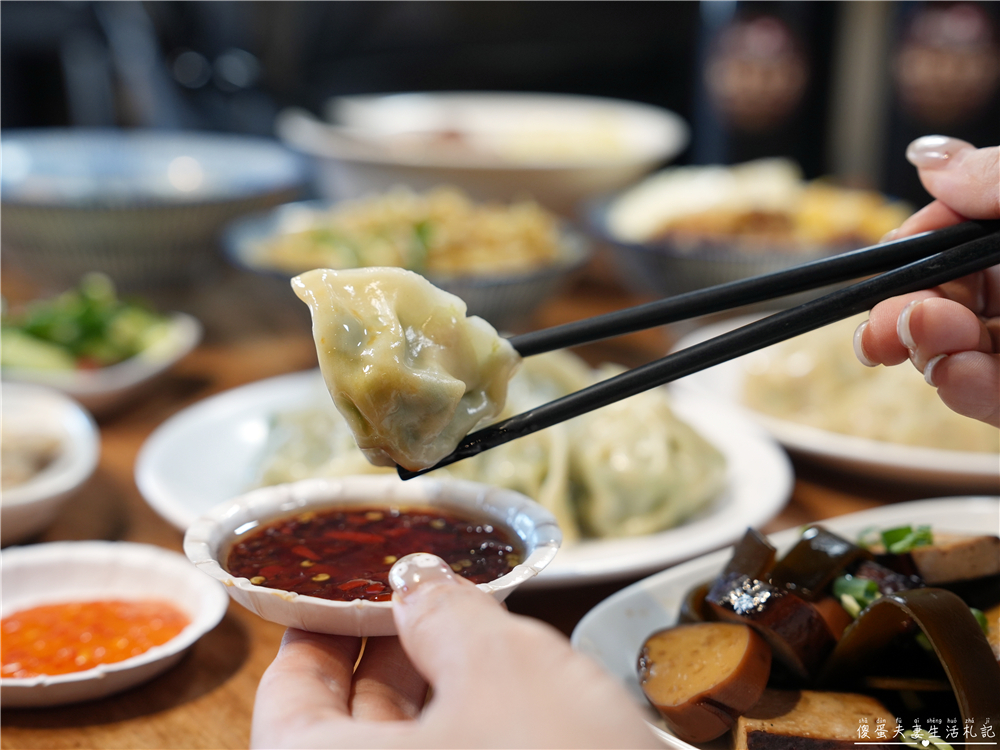 【苗栗頭份美食】『麵容餃好-頭份店』超美文青老宅風小吃！國宴客家乾板條、嫩煎古早味排骨湯麵、古早味肉燥飯通通都是招牌~ @傻蛋夫妻生活札記