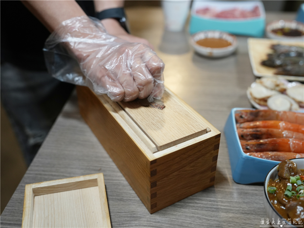 【桃園中壢美食】『大漠紅頂級蒙古鍋-中壢店』講究不將就！吃到飽也能有高品質！中壢超夯火鍋吃到飽~~ @傻蛋夫妻生活札記