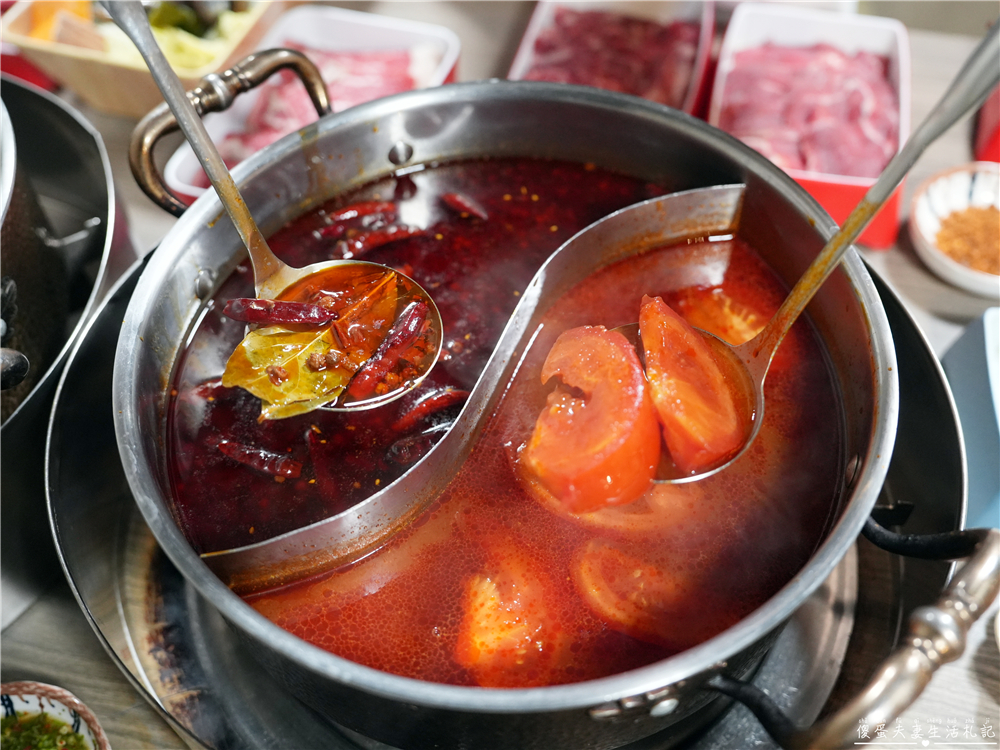 【桃園中壢美食】『大漠紅頂級蒙古鍋-中壢店』講究不將就！吃到飽也能有高品質！中壢超夯火鍋吃到飽~~ @傻蛋夫妻生活札記