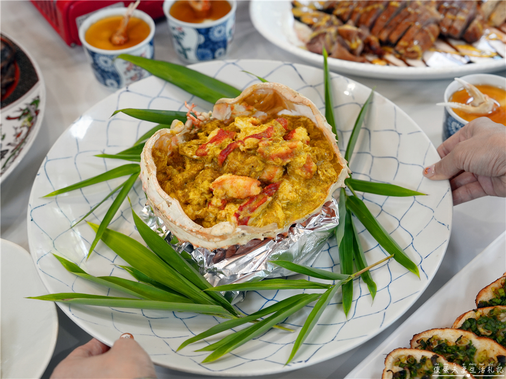 【苗栗頭份美食】『千八料亭日本料理』庭園裡的日式饗宴！黑鮪魚、帝王蟹氣勢上桌！2027年外帶年菜同步開跑！ @傻蛋夫妻生活札記