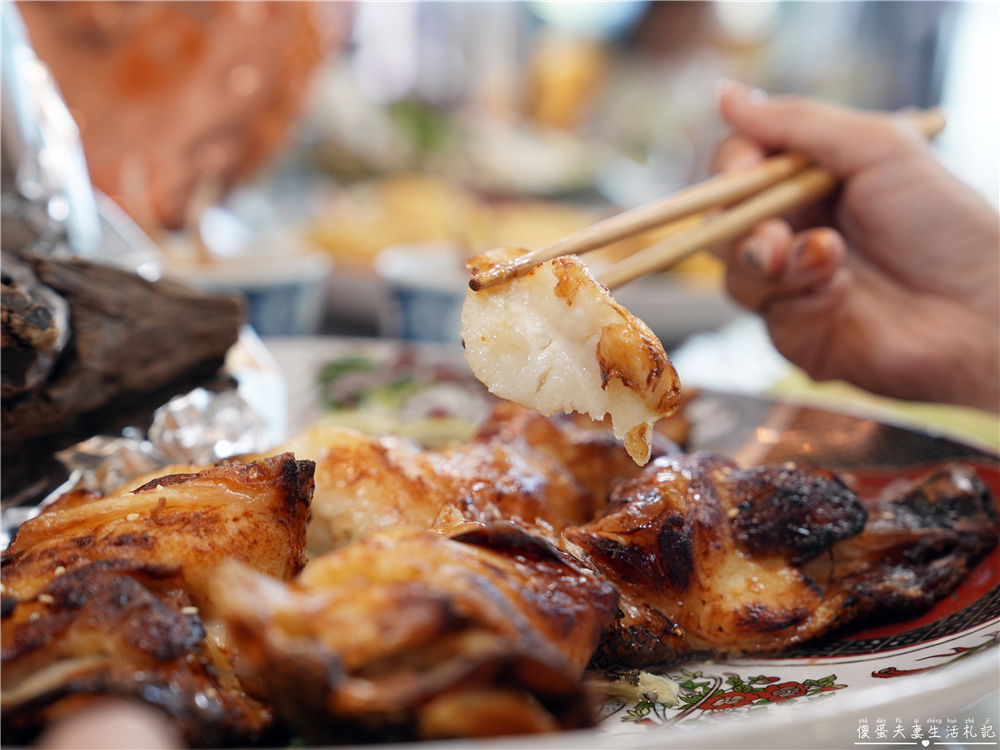 【苗栗頭份美食】『千八料亭日本料理』庭園裡的日式饗宴！黑鮪魚、帝王蟹氣勢上桌！2027年外帶年菜同步開跑！ @傻蛋夫妻生活札記