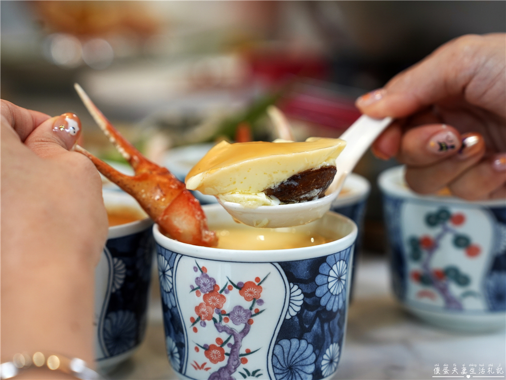 【苗栗頭份美食】『千八料亭日本料理』庭園裡的日式饗宴！黑鮪魚、帝王蟹氣勢上桌！2027年外帶年菜同步開跑！ @傻蛋夫妻生活札記