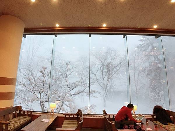 【日本青森。住宿】『奧入瀨溪流酒店』在深山裡享受最華麗的視覺饗宴，感受冬季限定的戶外冰瀑溫泉。 @傻蛋夫妻生活札記