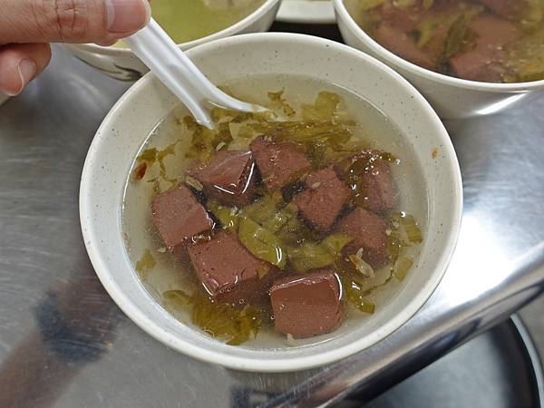 【苗栗市。美食】『上海小籠湯包臭豆腐』小籠湯包大集合！原來小籠湯包口味也能超多元！ @傻蛋夫妻生活札記