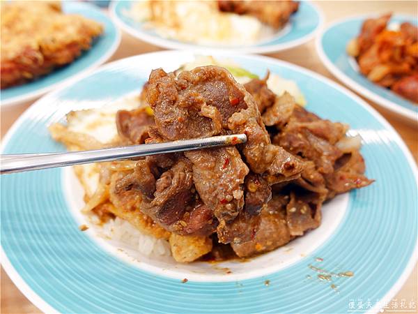 【苗栗市。美食】『細阿哥蓋飯』就是要吃肉！苗栗市內的重量級蓋飯便當！【已歇業】 @傻蛋夫妻生活札記