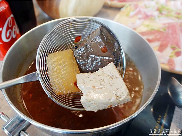 【苗栗市。美食】『青禾鍋物』肉嫩湯美味！品項多元、甜點驚艷的精緻刷刷鍋！ @傻蛋夫妻生活札記