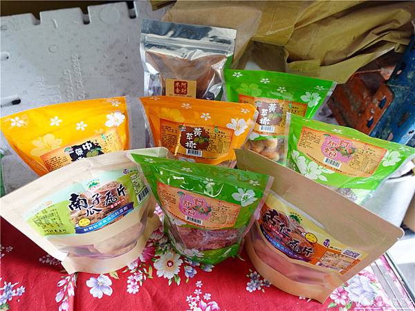 【苗栗銅鑼美食】『阿財米食』超好吃發糕！全台鋪貨的超人氣客家米食在苗栗！ @傻蛋夫妻生活札記