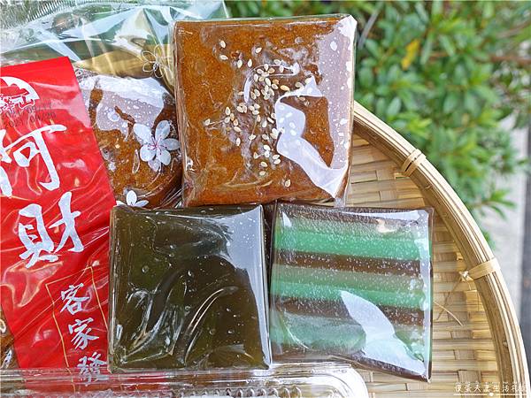 【苗栗銅鑼美食】『阿財米食』超好吃發糕！全台鋪貨的超人氣客家米食在苗栗！ @傻蛋夫妻生活札記