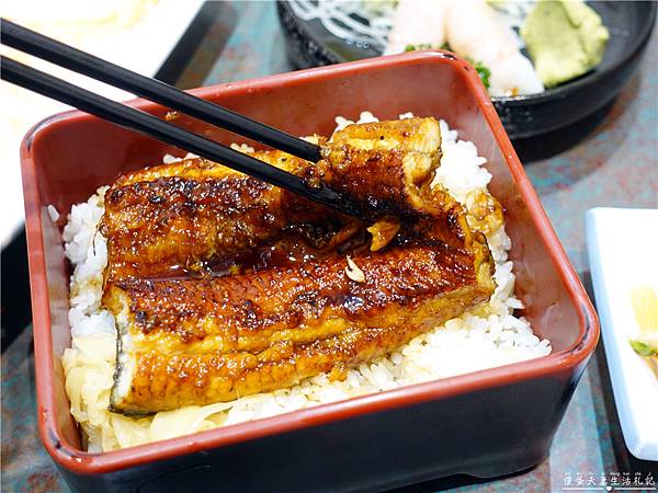 【高雄三民。美食】『天野日本料理』用料實在！高雄老字號日本料理店！ @傻蛋夫妻生活札記